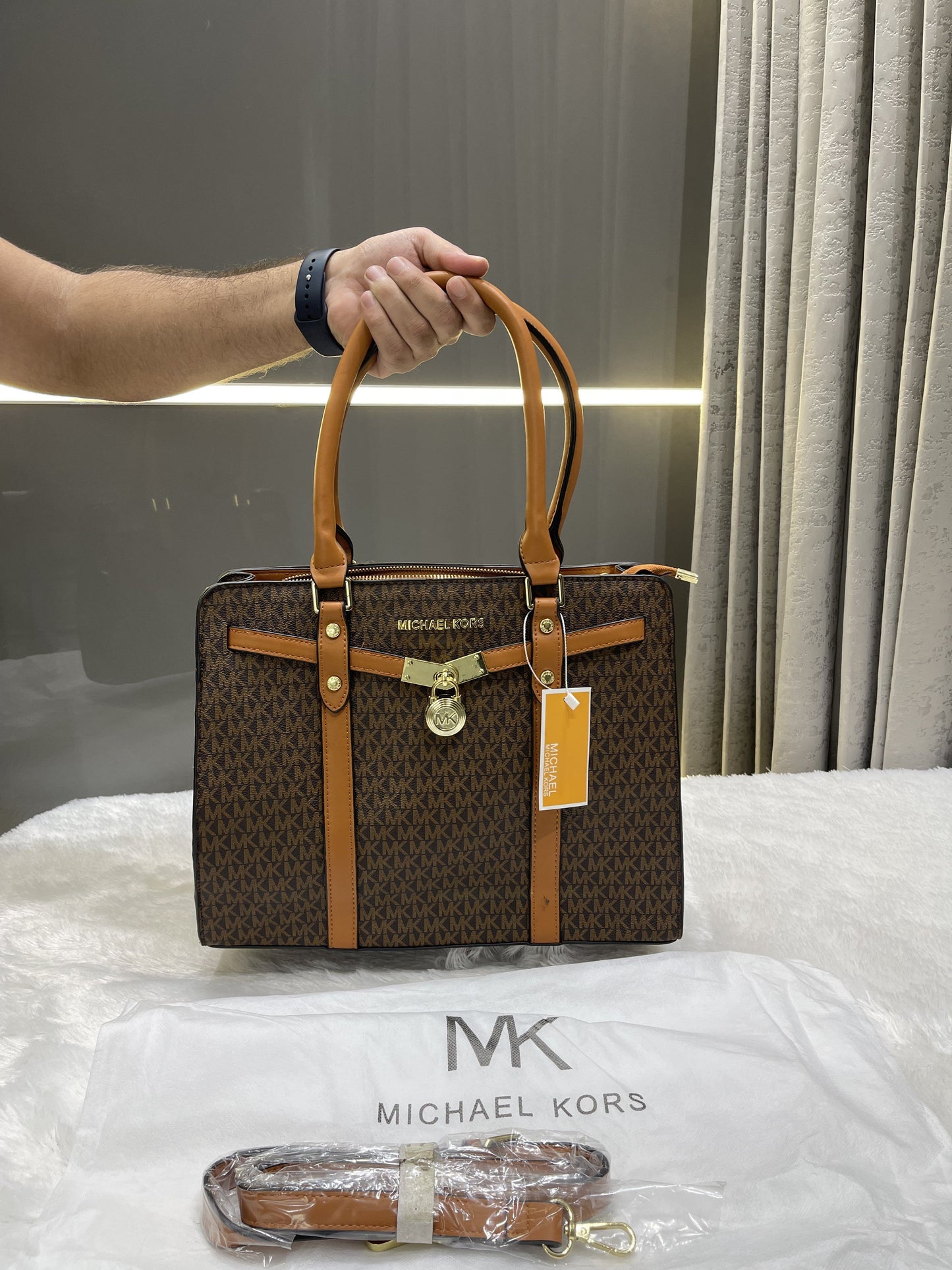 MICHAEL KORS HAMILTON PREMIUM TOTE BAG