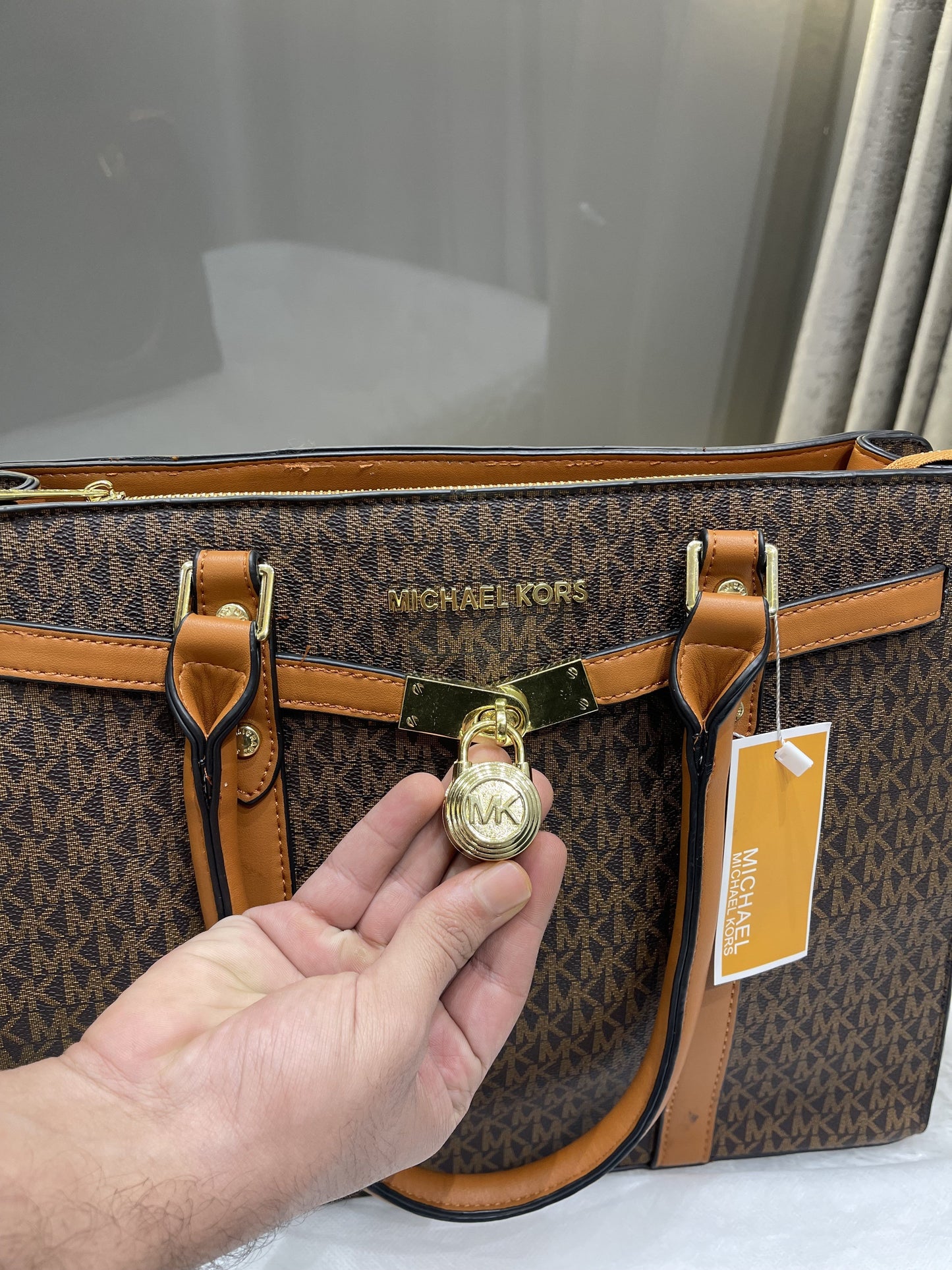 MICHAEL KORS HAMILTON PREMIUM TOTE BAG