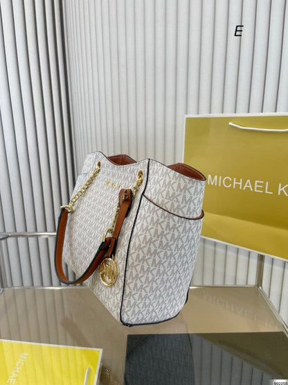Michael Kors tote with dust cover