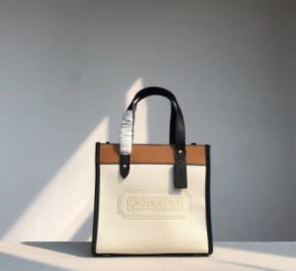 Coach field tote bag with og folding box