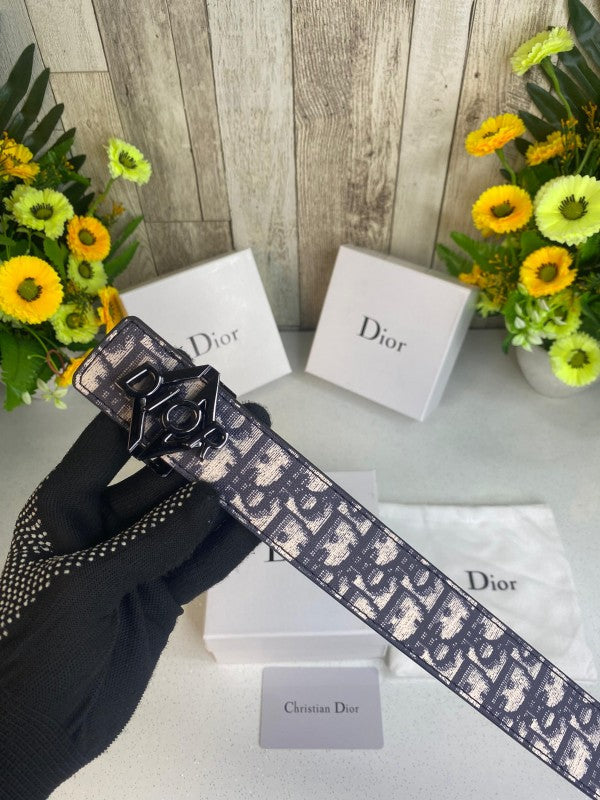 CD DIOR MENS BELT WID OG BOX CARD & DUST BAG
