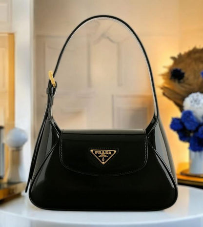 PRADA ENAMEL TRIANGLE LOGO FLAP WITH BOX