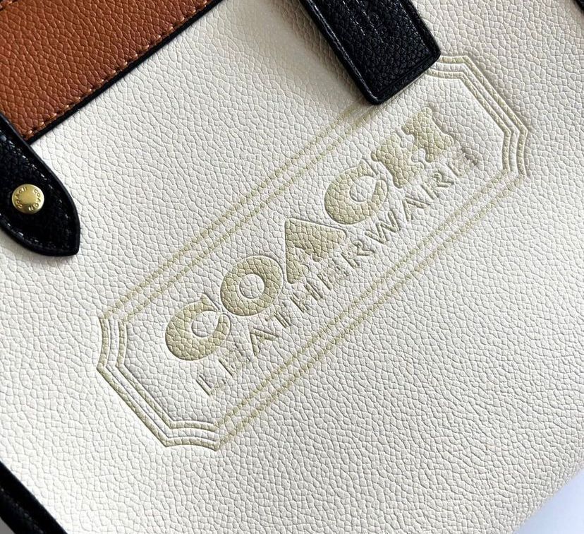 Coach field tote bag with og folding box